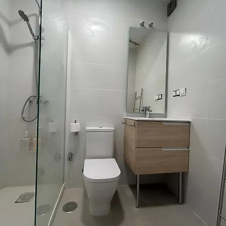 La Casa En La Carihuela Playa A 3 Minutos A Pie Holiday home Torremolinos