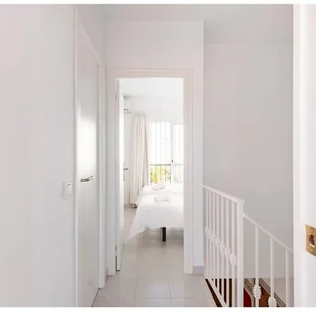 La Casa En La Carihuela Playa A 3 Minutos A Pie Vakantiehuis Torremolinos